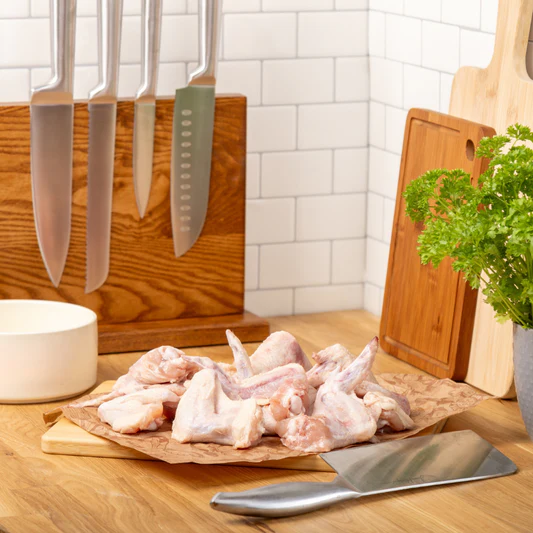 The Dogs Butcher ~ 1KG CHICKEN WINGS FROM LOCALLY SOURCED FREE RANGE BIRDS