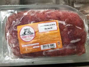 Furry Feasts ~ Deluxe Chicken & Salmon  80/10/10  500g