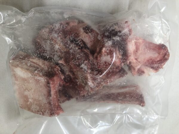 IMG_3946 Furry Feasts ~ Beef Bones 1KG