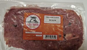5f07a981-9765-4c31-82cc-351aa9cd27a7 Furry Feasts ~ Deluxe Venison & Salmon 80/10/10