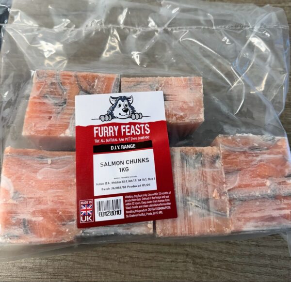 5493200591 (1) Furry Feasts ~ Salmon Chunks 1KG